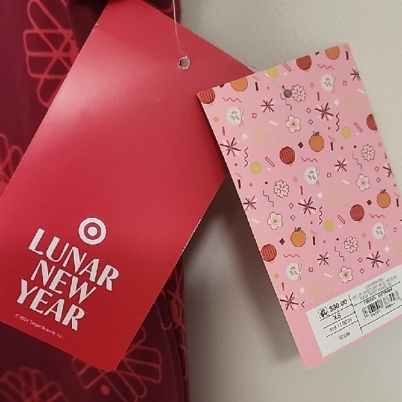 Red Sleeveless Sheath Dress with Mock Neck for Cocktail - Picture 2 of 5